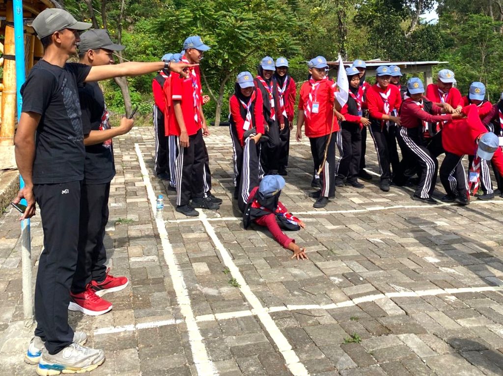 Antusiasme Peserta LDKS 2025 Berkegiatan di Luar Ruangan