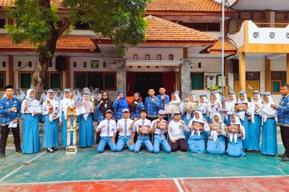 Hari Pahlawan 2025: SMKN Mojoagung Gelorakan Disiplin dan Rayakan Prestasi